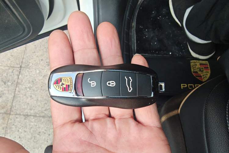 Used Porsche Macan 2017 Macan 2.0T Vehicle Key