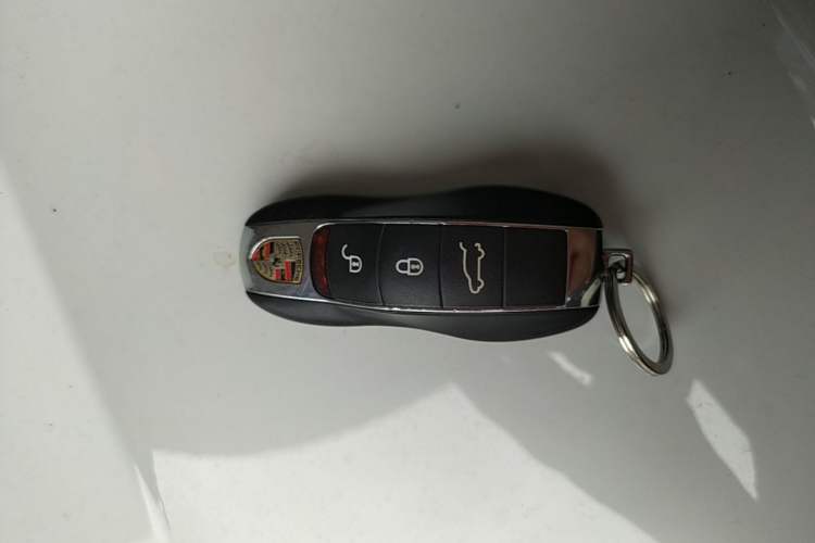 Used Porsche Macan 2017 Macan 2.0T Vehicle Key