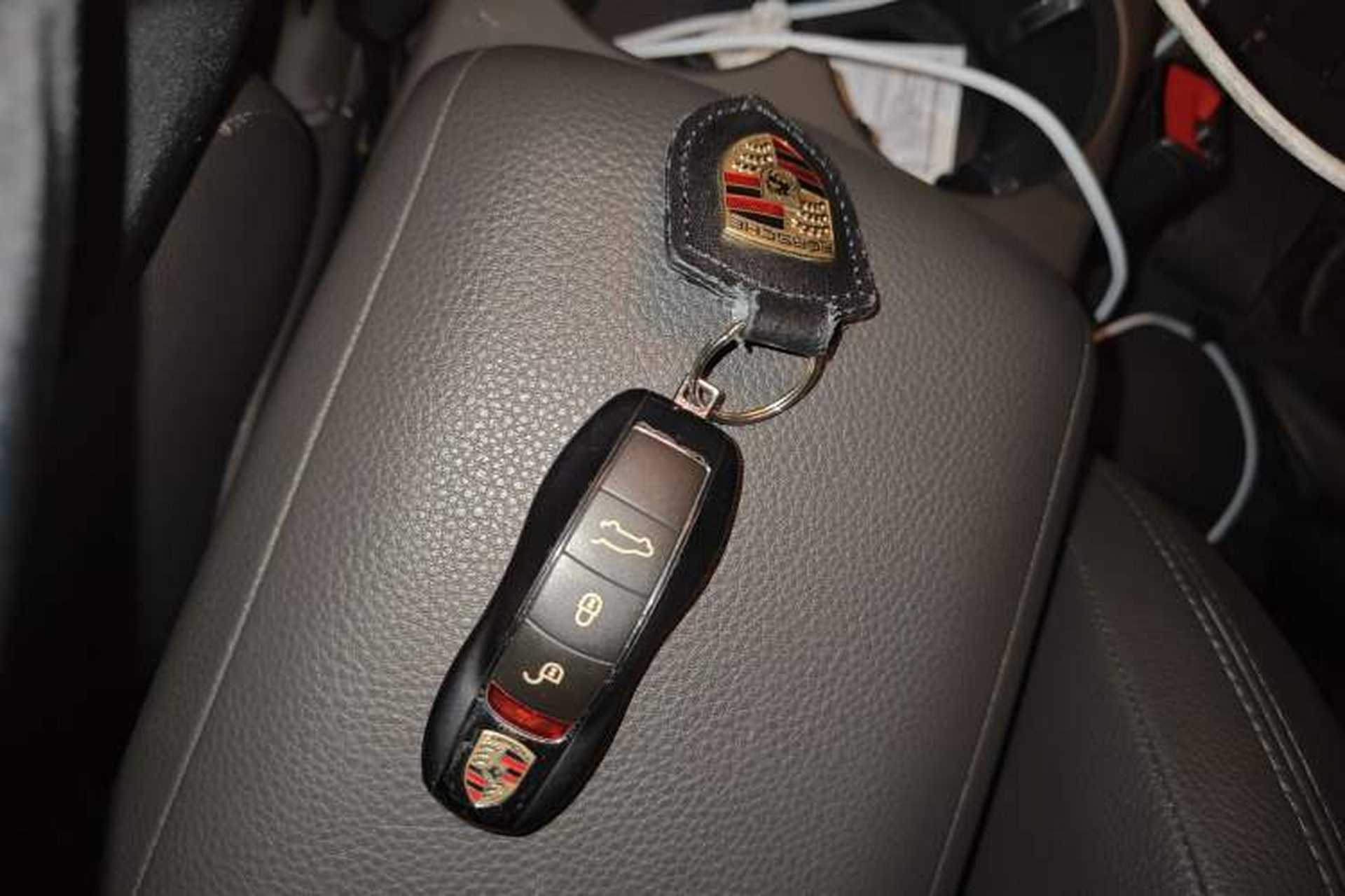 Used Porsche Macan 2017 Macan 2.0T Vehicle Key