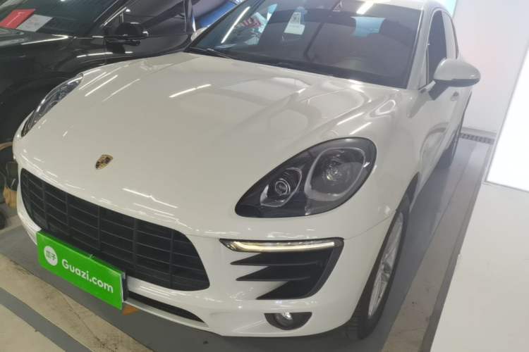Used Porsche Macan 2017 Macan S 3.0T Guazi used car, China used car export, Used car for sale, Used Porsche cars, Cheapest cars for sale