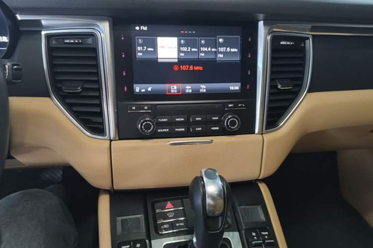 Used Porsche Macan 2017 Macan 2.0T Audio And AC Panel