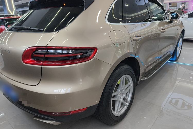 Used Porsche Macan 2017 Macan 2.0T Exterior 5