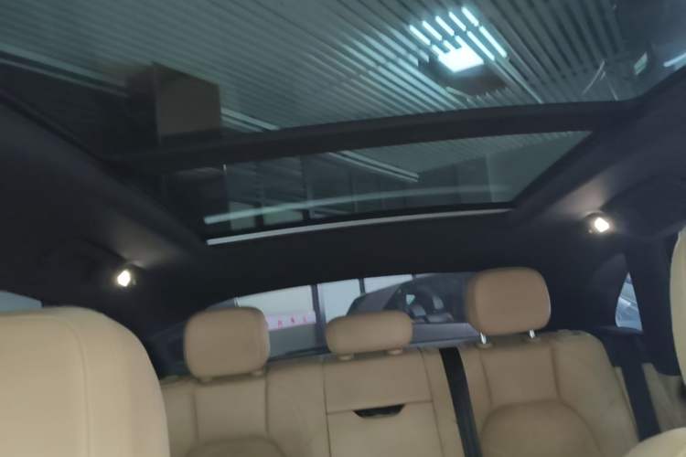 Used Porsche Macan 2017 Macan 2.0T Headliner