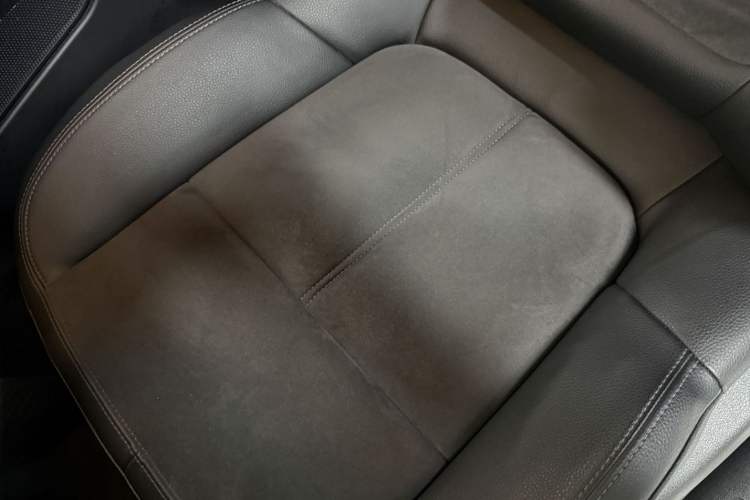 Used Porsche Macan 2017 Macan 2.0T Interior 2