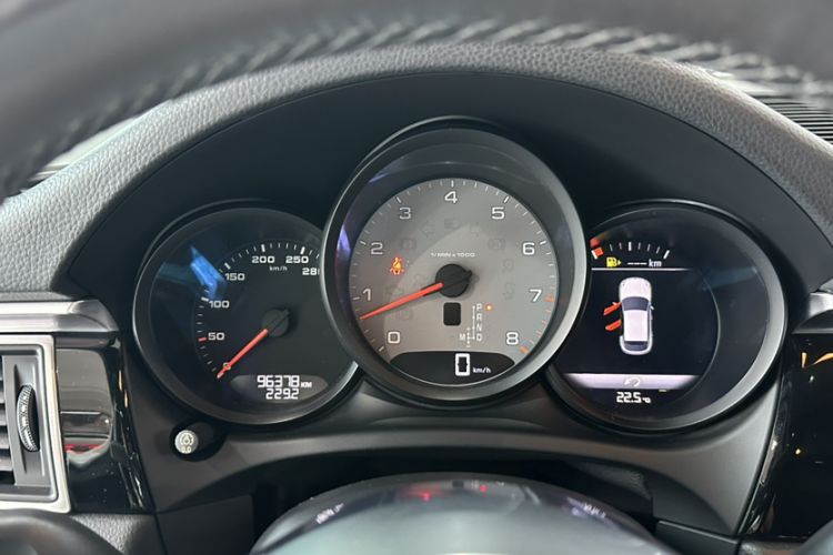 Used Porsche Macan 2017 Macan S 3.0T Odometer Close Up