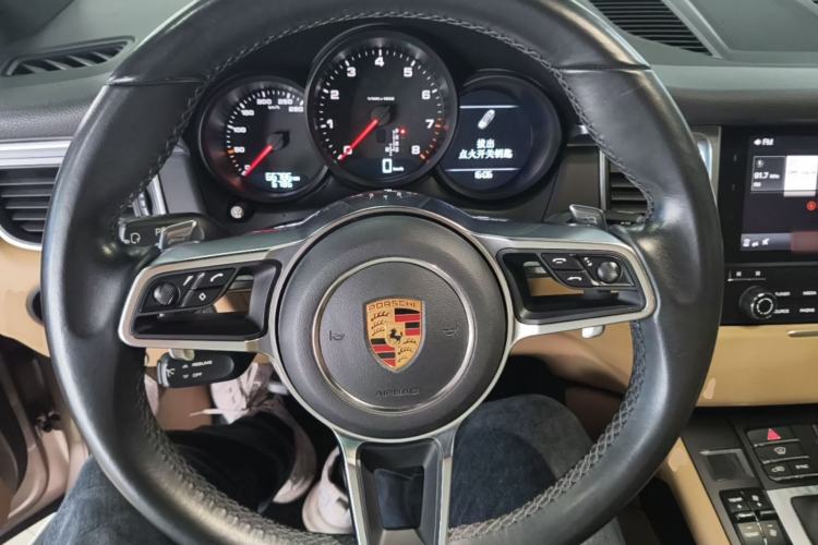 Used Porsche Macan 2017 Macan 2.0T Steering Wheel