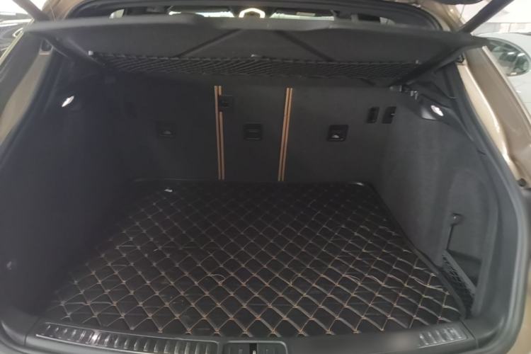 Used Porsche Macan 2017 Macan 2.0T Trunk