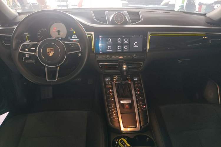 Used Porsche Macan 2018 Macan S 3.0T Center Console