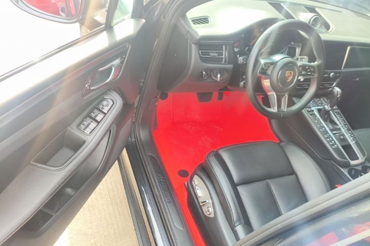 Used Porsche Macan 2018 Macan 2.0T Driver Seat