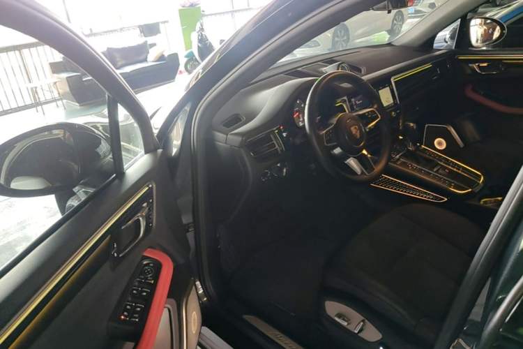 Used Porsche Macan 2018 Macan S 3.0T Driver Seat