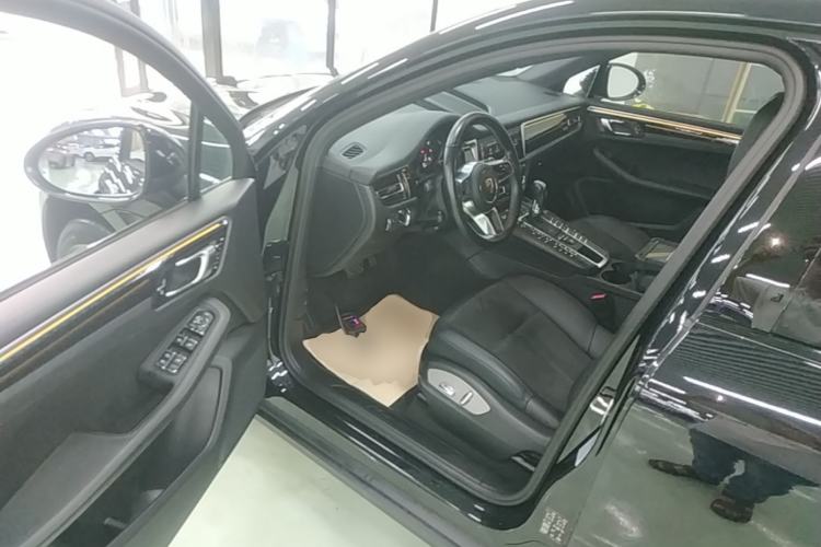 Used Porsche Macan 2018 Macan 2.0T Driver Seat