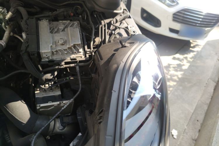 Used Porsche Macan 2018 Macan 2.0T Engine Bay Left
