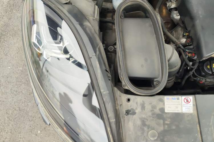 Used Porsche Macan 2018 Macan 2.0T Engine Bay Right