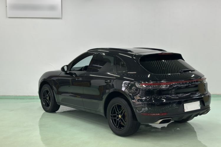 Used Porsche Macan 2018 Macan 2.0T Exterior 2
