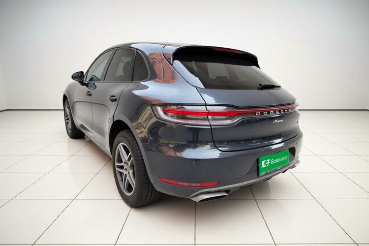 Used Porsche Macan 2018 Macan 2.0T Exterior 3
