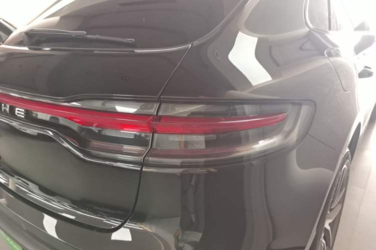 Used Porsche Macan 2018 Macan 2.0T Exterior 3