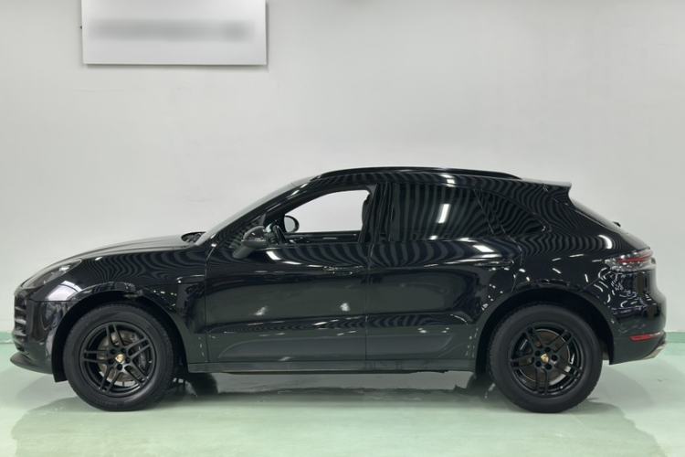 Used Porsche Macan 2018 Macan 2.0T Exterior 3