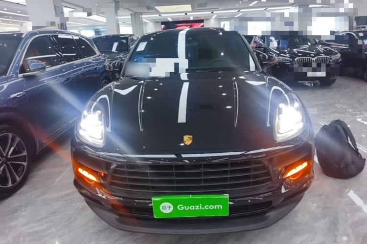 Used Porsche Macan 2018 Macan 2.0T Front
