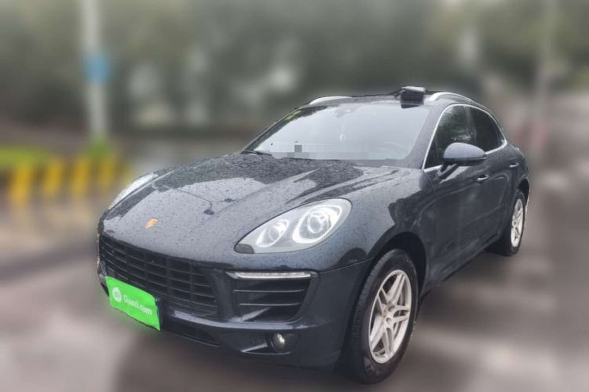 Used Porsche Macan 2018 Macan 2.0T Front Left 45 Deg