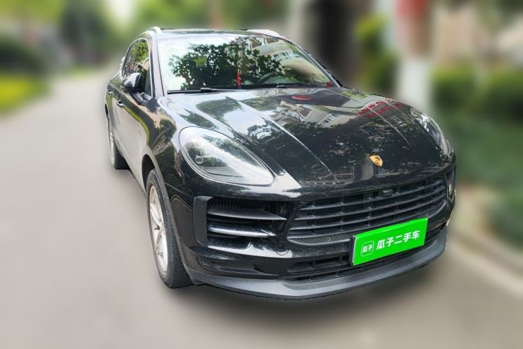 Used Porsche Macan 2018 Macan S 3.0T Front Right 45 Deg