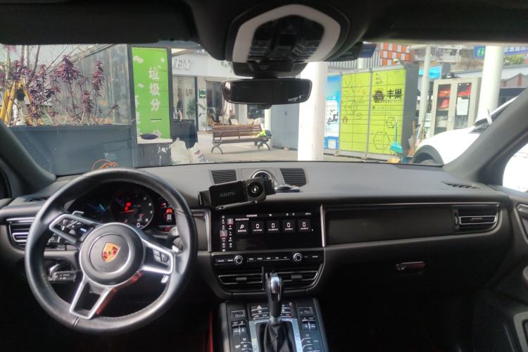 Used Porsche Macan 2018 Macan 2.0T Headliner