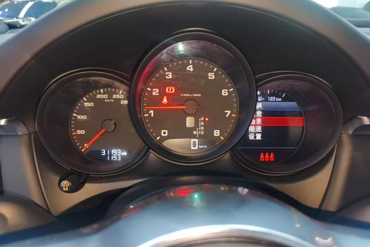 Used Porsche Macan 2018 Macan 2.0T Instrument Cluster
