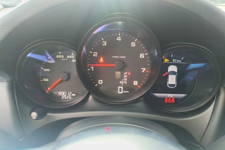 Used Porsche Macan 2018 Macan 2.0T Instrument Cluster