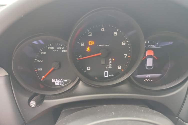 Used Porsche Macan 2018 Macan 2.0T Instrument Cluster
