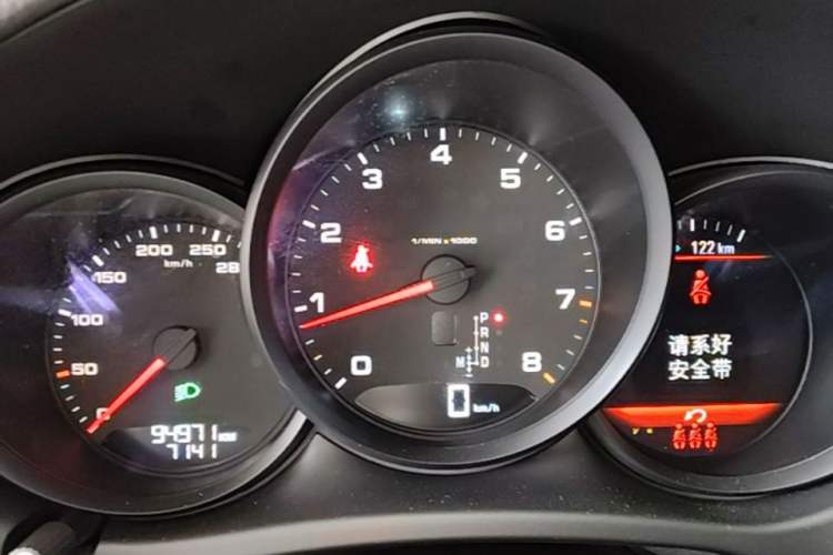 Used Porsche Macan 2018 Macan 2.0T Instrument Cluster