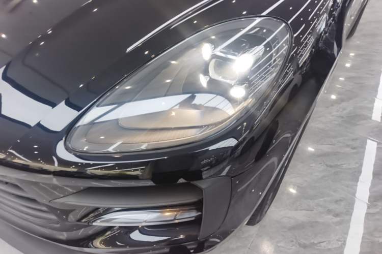 Used Porsche Macan 2018 Macan 2.0T Left Front Headlight