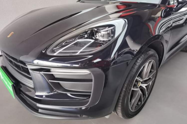 Used Porsche Macan 2018 Macan 2.0T Left Front Headlight