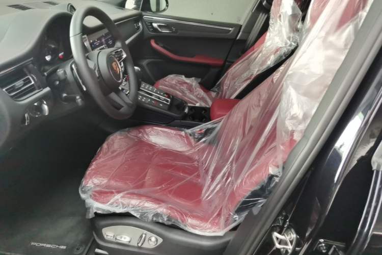 Used Porsche Macan 2018 Macan 2.0T Left Front Seat