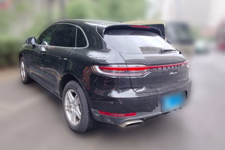 Used Porsche Macan 2018 Macan 2.0T Rear Left 45 Deg