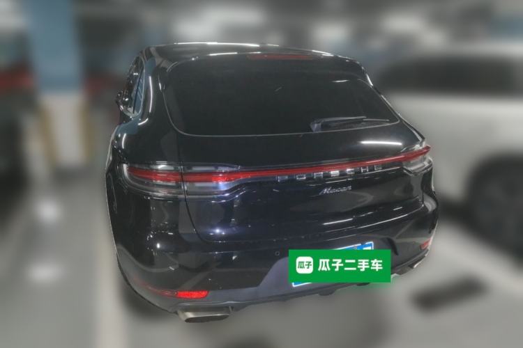 Used Porsche Macan 2018 Macan 2.0T Rear Left 45 Deg