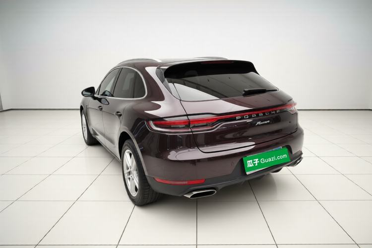 Used Porsche Macan 2018 Macan 2.0T Rear Left 45 Deg
