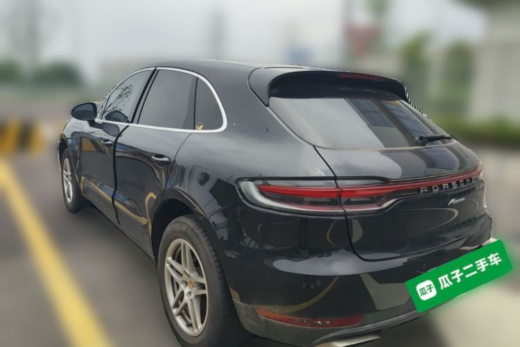 Used Porsche Macan 2018 Macan 2.0T Rear Left 45 Deg