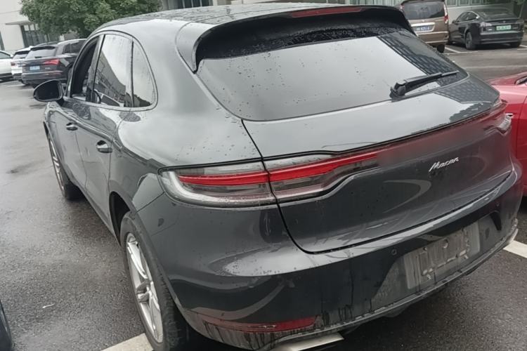 Used Porsche Macan 2018 Macan 2.0T Rear Left 45 Deg