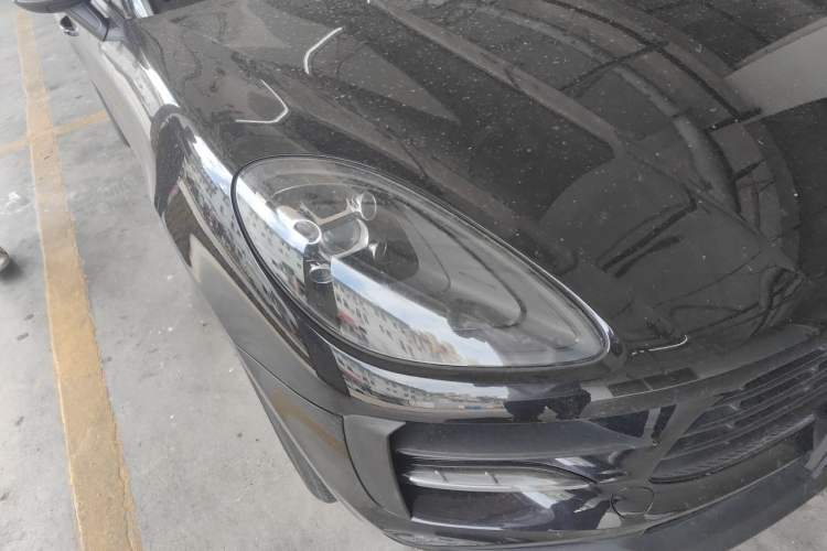 Used Porsche Macan 2018 Macan 2.0T Right Front Headlight