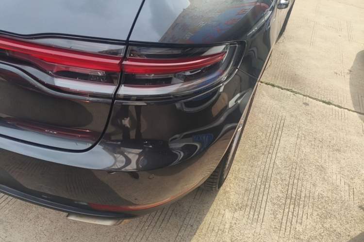 Used Porsche Macan 2018 Macan 2.0T Right Rear Taillight