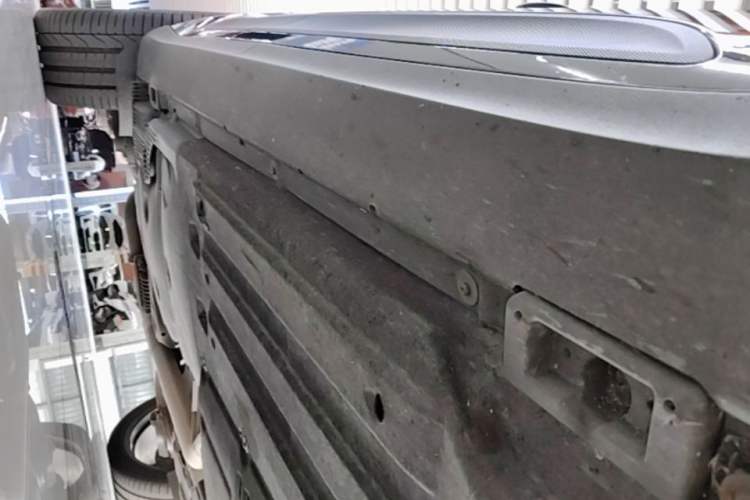 Used Porsche Macan 2018 Macan 2.0T Right Side Sill