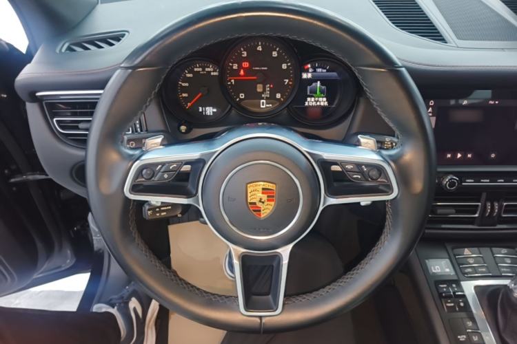 Used Porsche Macan 2018 Macan 2.0T Steering Wheel