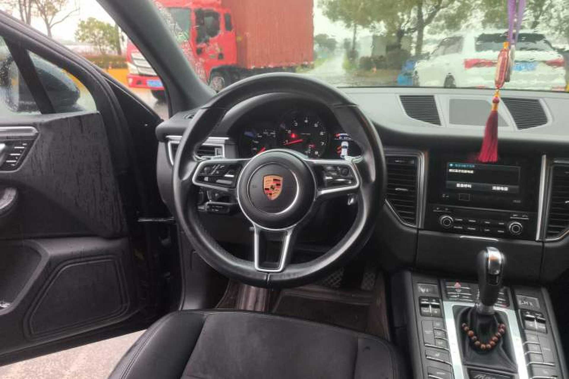 Used Porsche Macan 2018 Macan 2.0T Steering Wheel