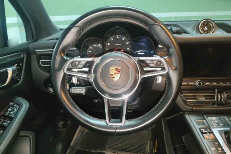 Used Porsche Macan 2018 Macan 2.0T Steering Wheel
