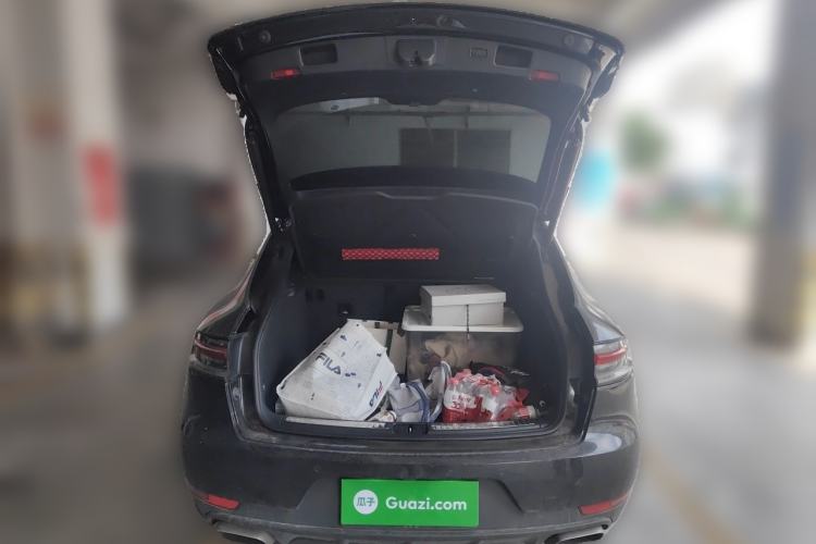 Used Porsche Macan 2018 Macan 2.0T Trunk