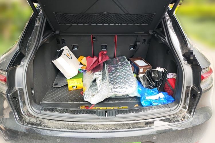 Used Porsche Macan 2018 Macan S 3.0T Trunk