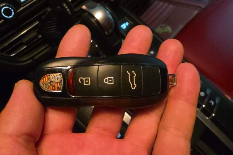 Used Porsche Macan 2018 Macan 2.0T Vehicle Key