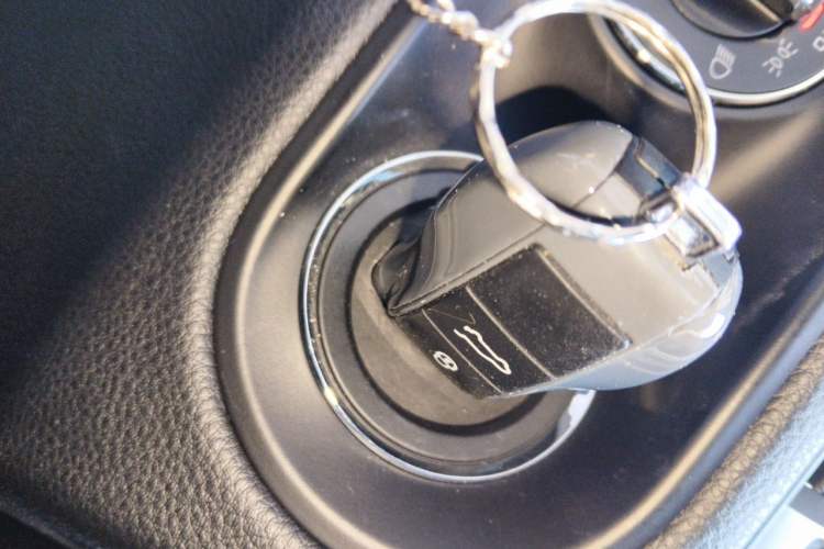 Used Porsche Macan 2018 Macan 2.0T Vehicle Key
