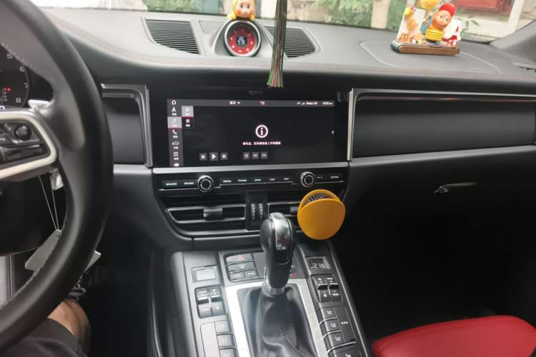 Used Porsche Macan 2018 Macan 2.0T Audio And AC Panel