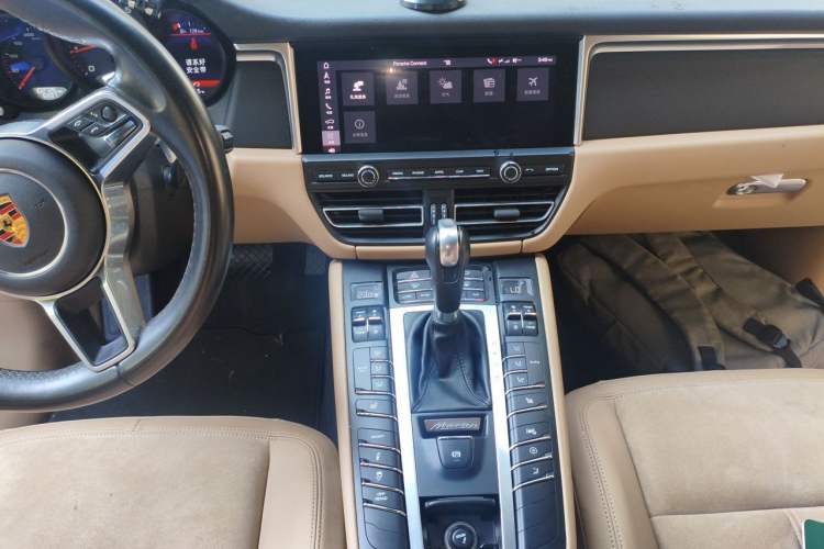 Used Porsche Macan 2018 Macan 2.0T Audio And AC Panel