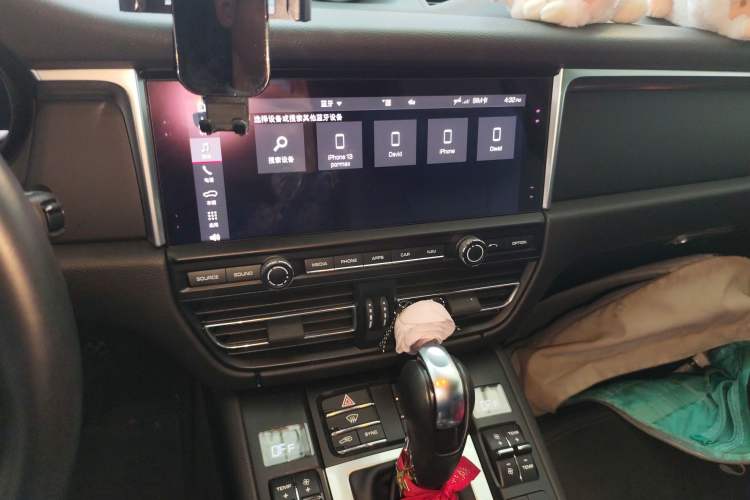 Used Porsche Macan 2018 Macan 2.0T Audio And AC Panel